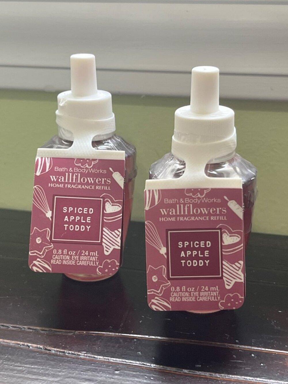 Bath & Body Works Wallflowers Spiced Apple Toddy Home Fragrance Refill 0.8oz U76